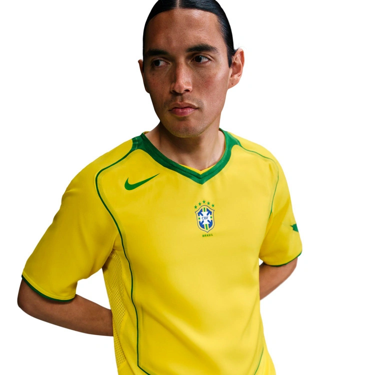 Camiseta Nike Brasil Edición Especial Reissue 4 Camiseta Nike Brasil Edición Especial Reissue